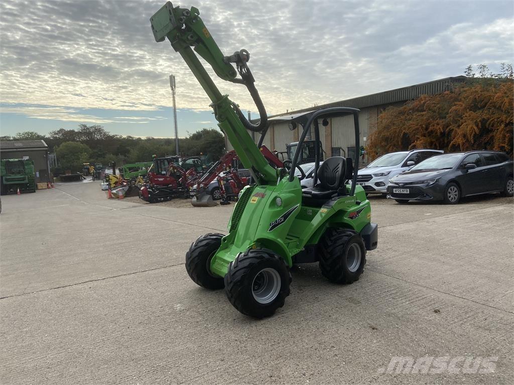 Avant 645I Cargadoras sobre ruedas