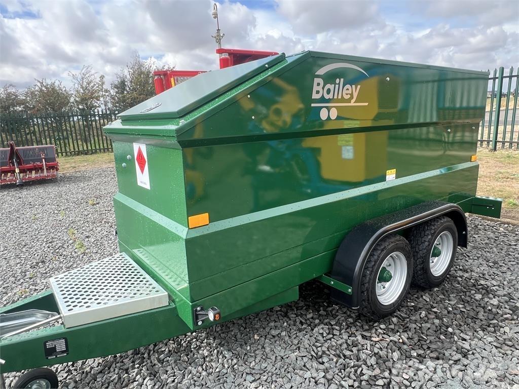 Bailey 2000L Remolques esparcidores de estiércol