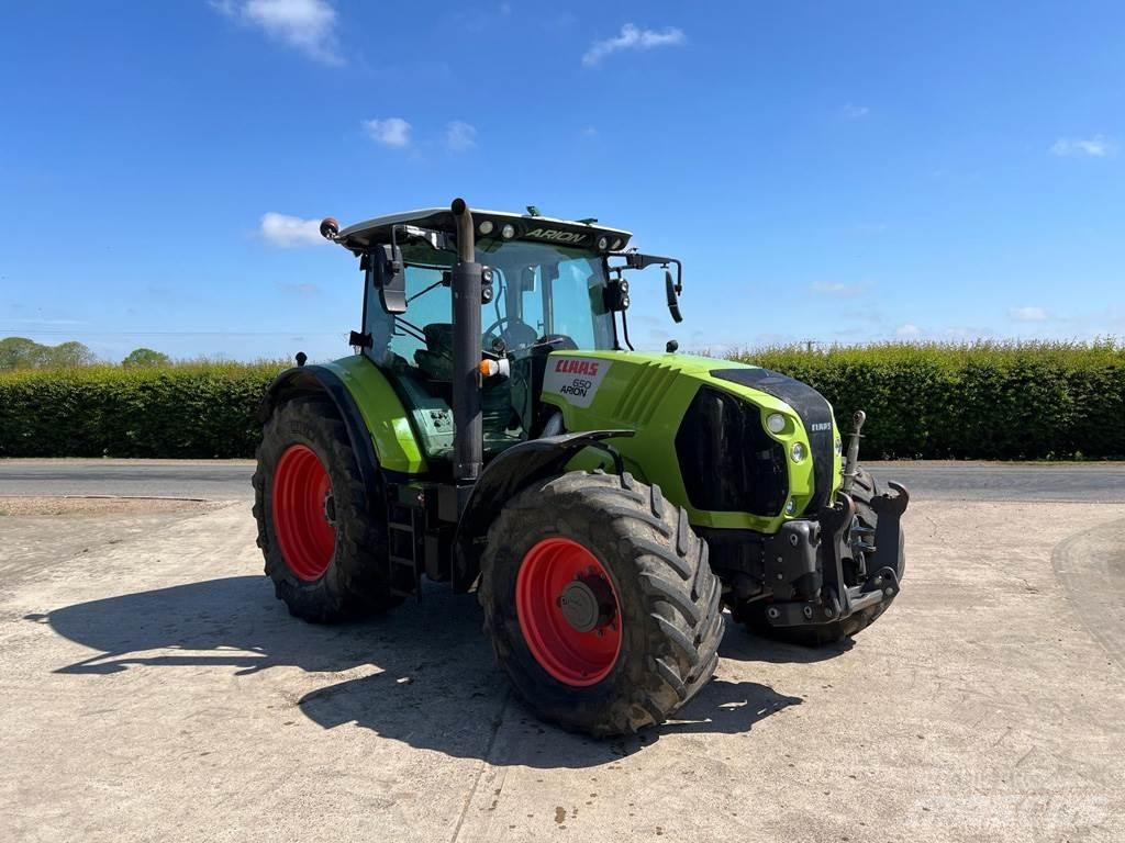 CLAAS ARION 650 Tractores