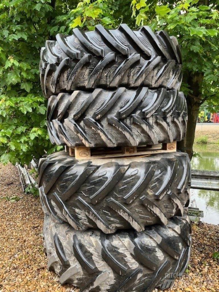 JCB WHEELS Neumáticos, ruedas y llantas