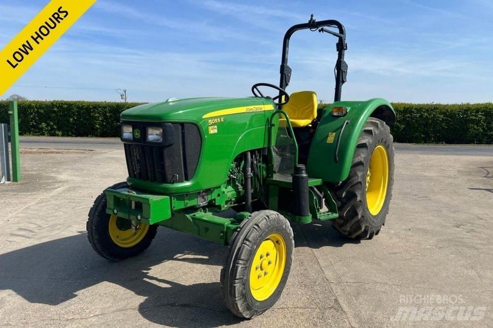 John Deere 5055E Tractores