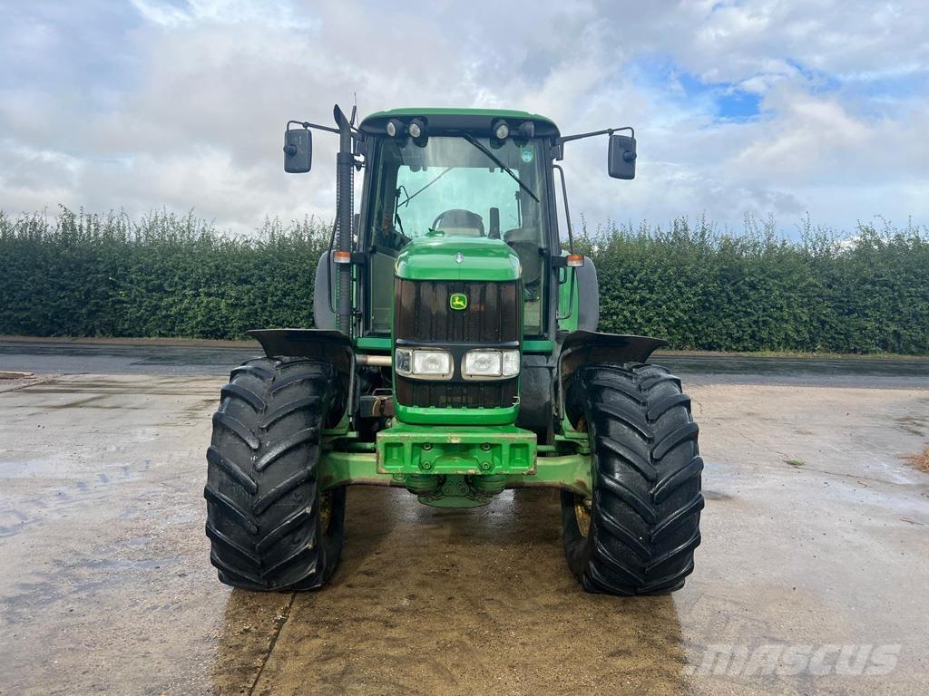 John Deere 6620 Tractores