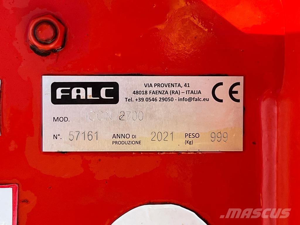 Krm ICON 2700S Segadoras y cortadoras de hojas para pastos