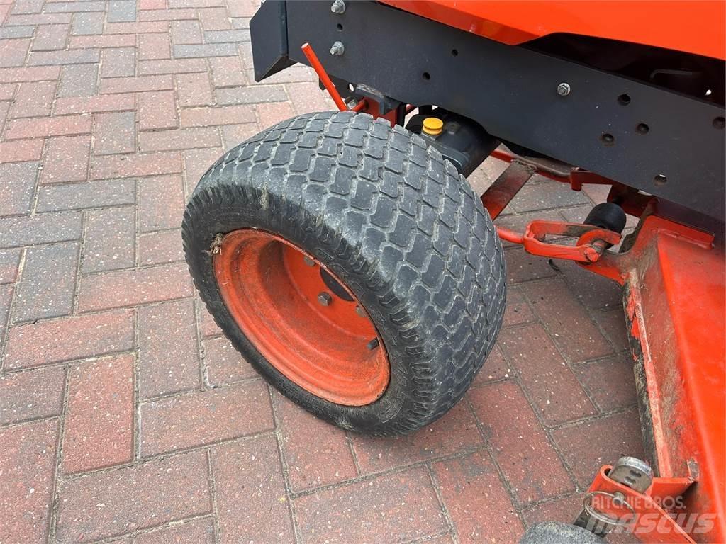 Kubota BX2350 Tractores compactos