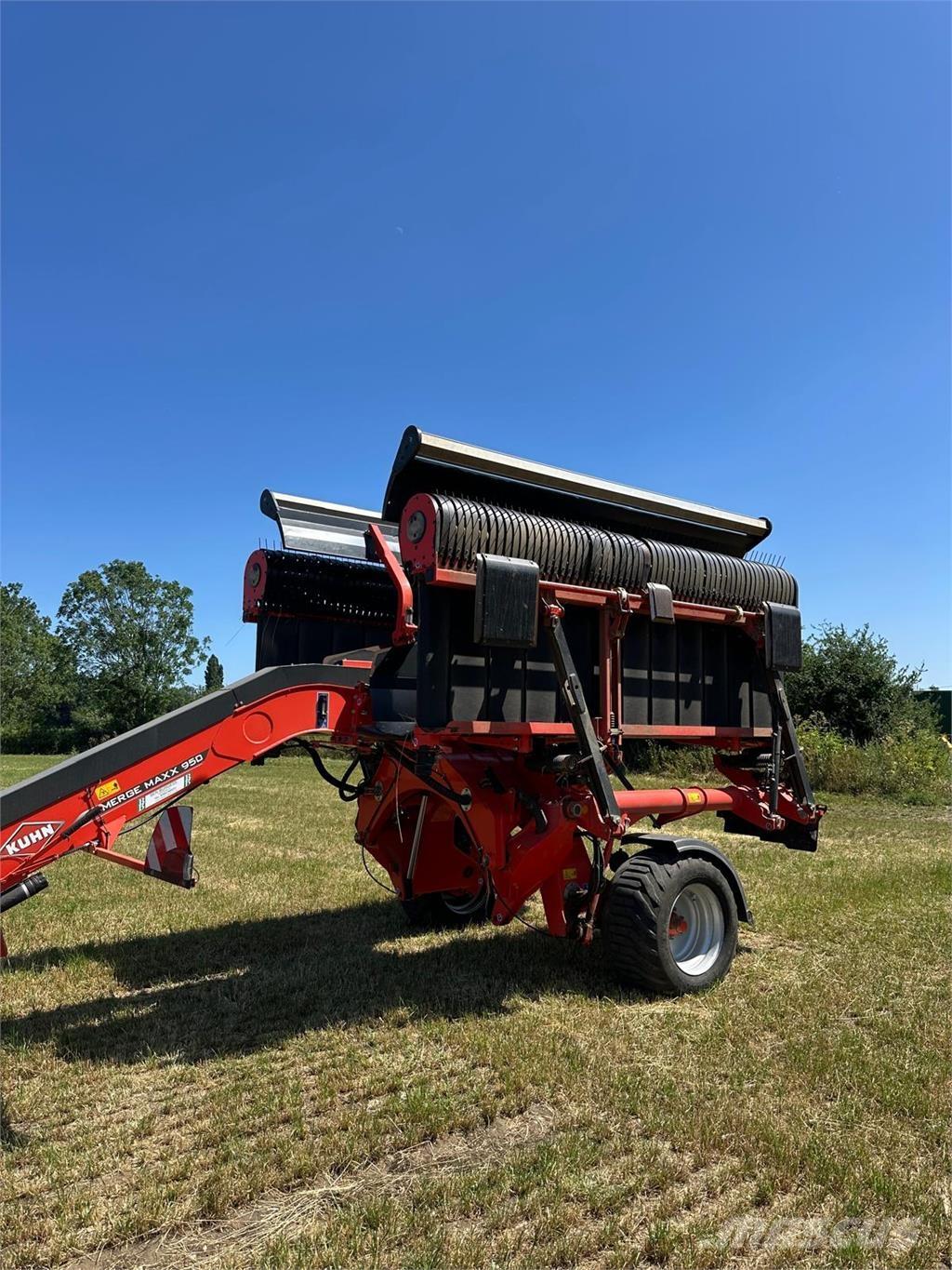 Kuhn MERGEMAXX950 Segadoras y cortadoras de hojas para pastos