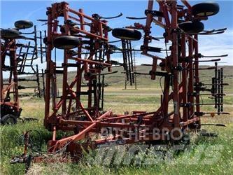 Case IH 5850 Rastras para campos