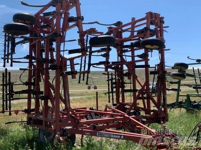 Case IH 5850 Rastras para campos