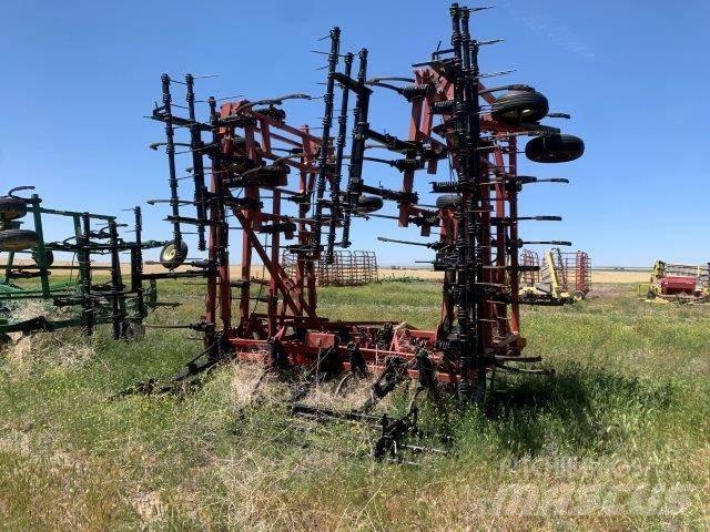 Case IH 5850 Rastras para campos