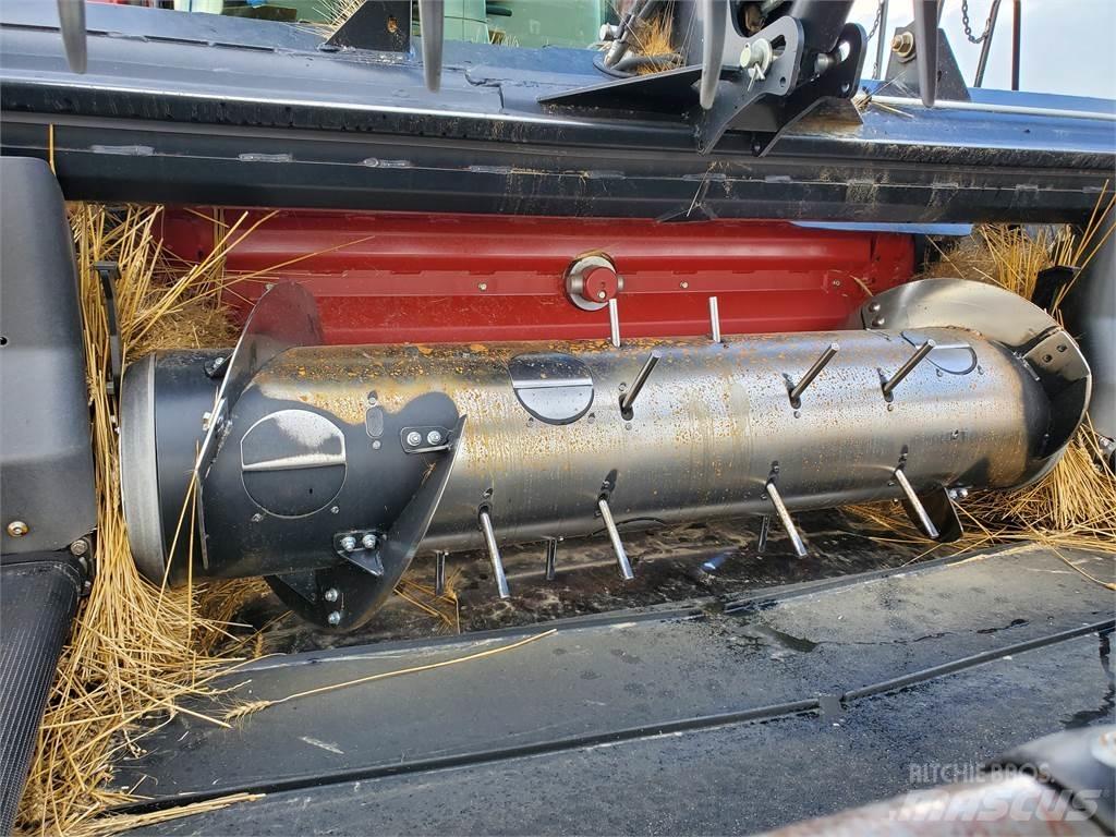 MacDon D65-D Cosechadoras combinadas