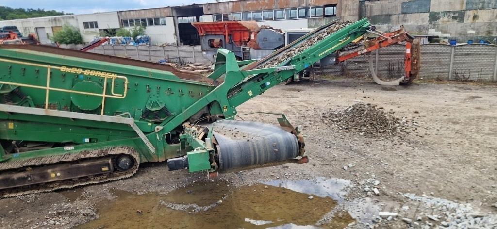 McCloskey R230 Machacadoras