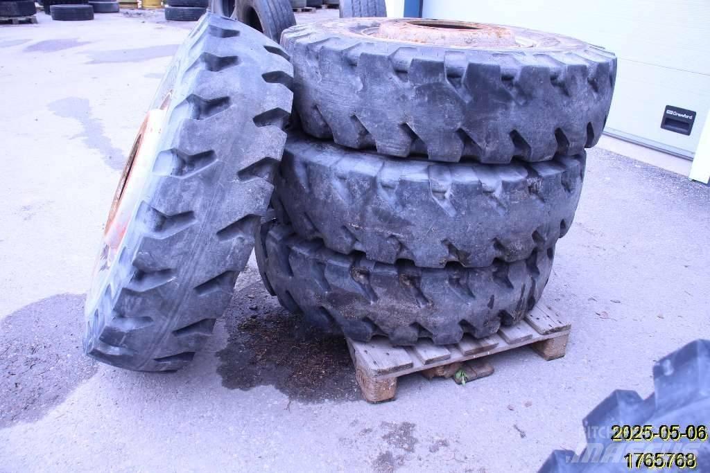 Michelin XMINED2 Neumáticos, ruedas y llantas
