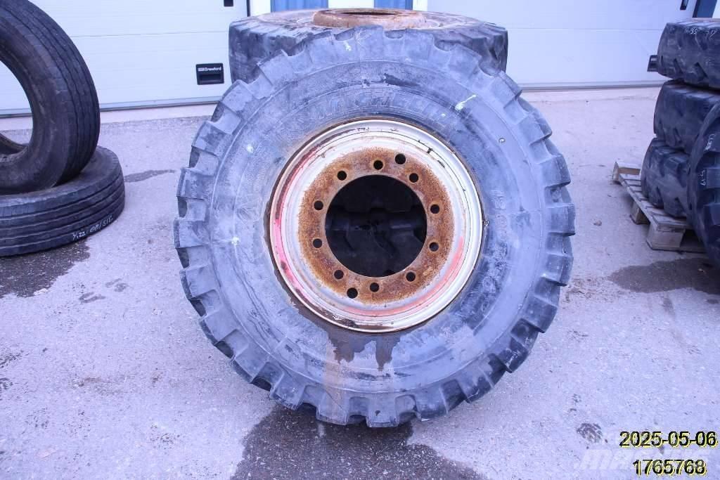 Michelin XMINED2 Neumáticos, ruedas y llantas