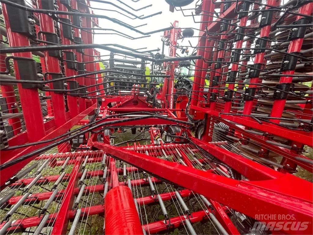 Horsch Cura 12 ST Otras máquinas y aperos de labranza