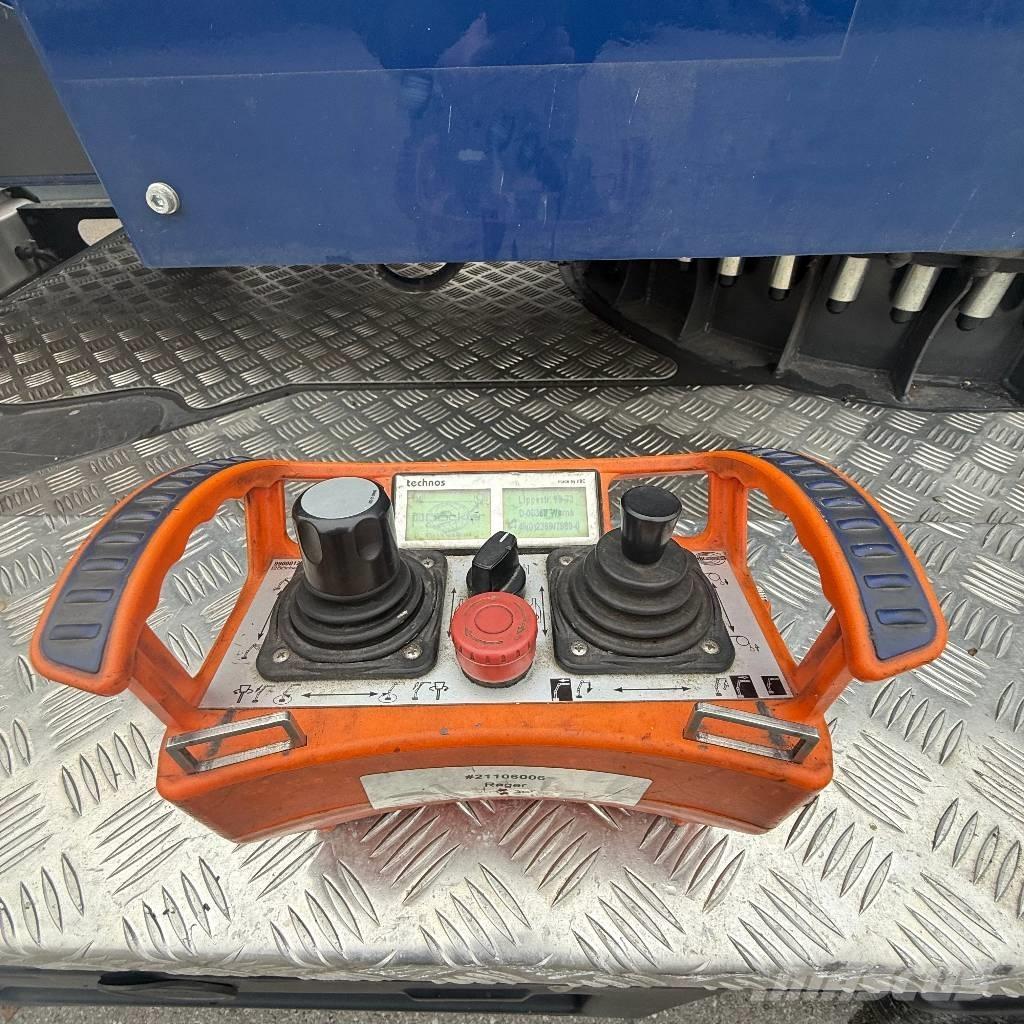 Böcker AHK 36/2400 Grúas articuladas y otra maquinaria de elevación