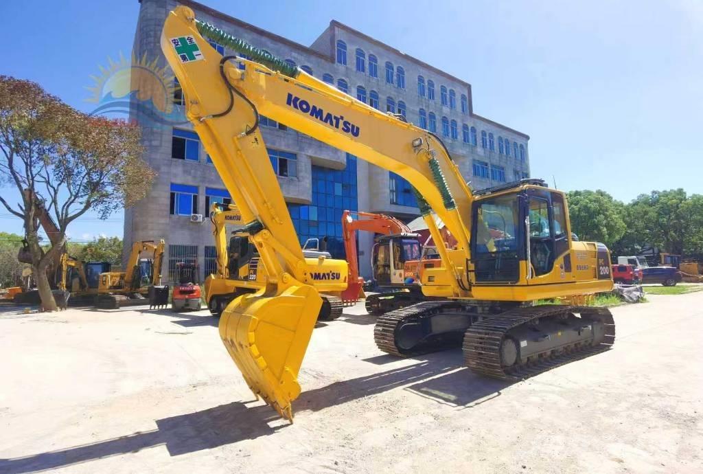 Komatsu PC 200-8 Excavadoras de cadenas