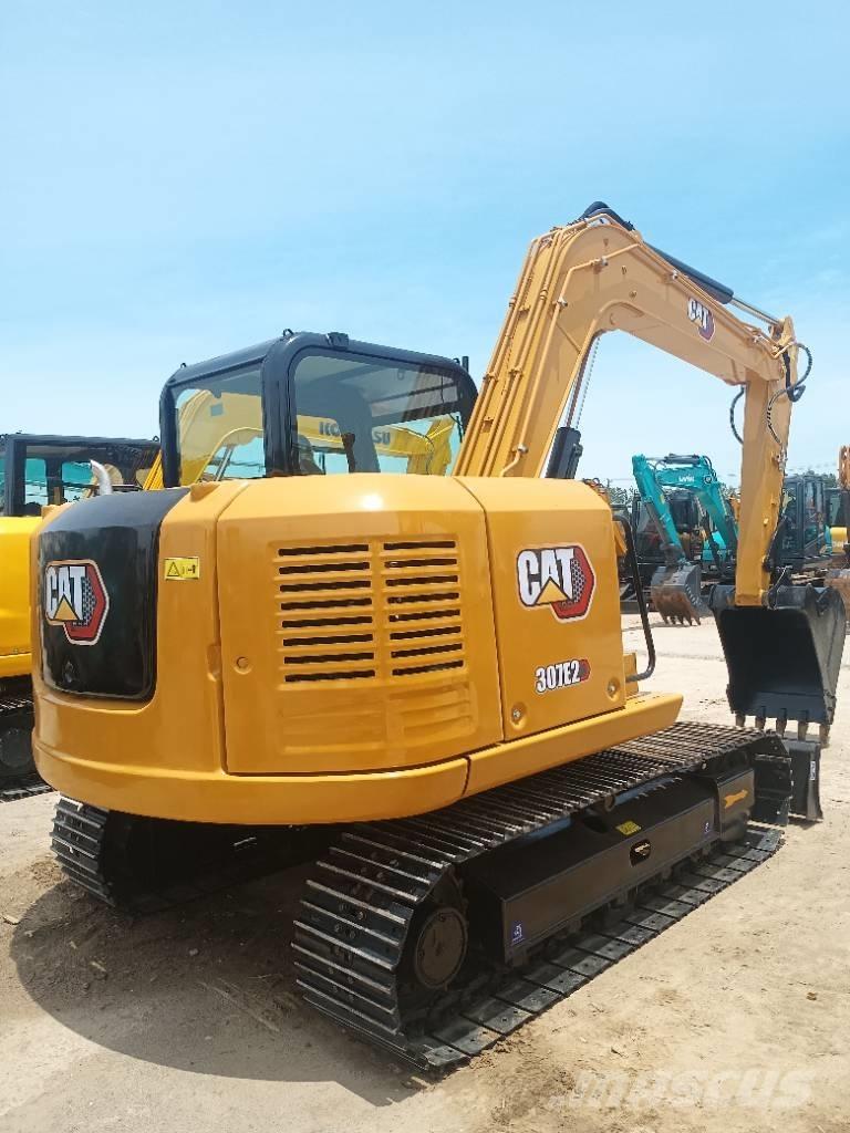 CAT 307E2 Excavadoras 7t - 12t
