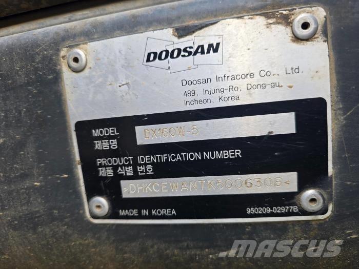 Doosan DX 140 W-5 Excavadoras de ruedas