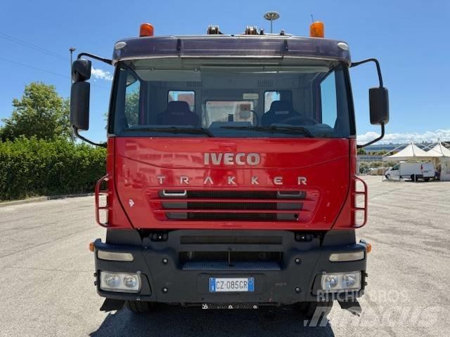 Iveco Trakker 350 Camión hormigonera