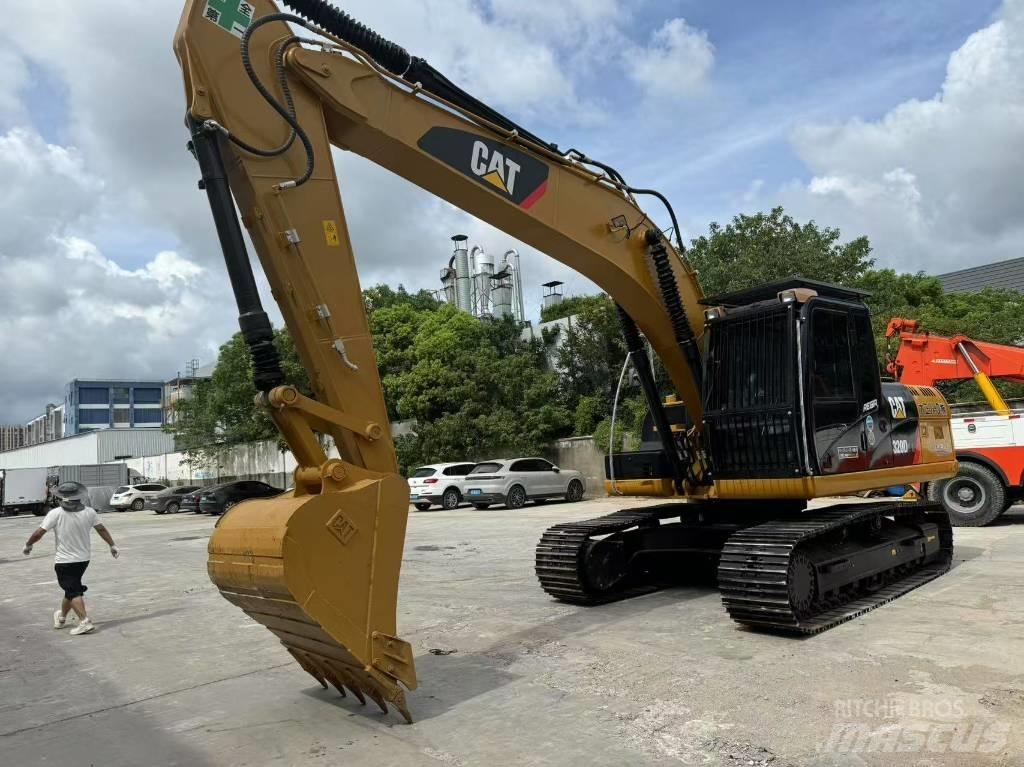 CAT 320D2L Excavadoras 7t - 12t