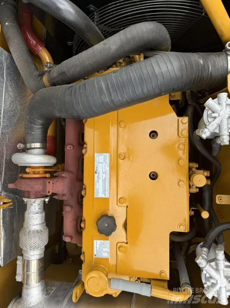 CAT 320D2L Excavadoras 7t - 12t