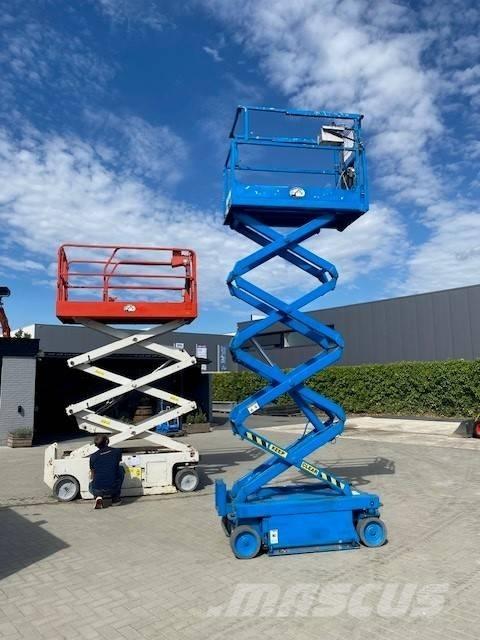 SkyJack SJ III 3219 Plataformas tijera