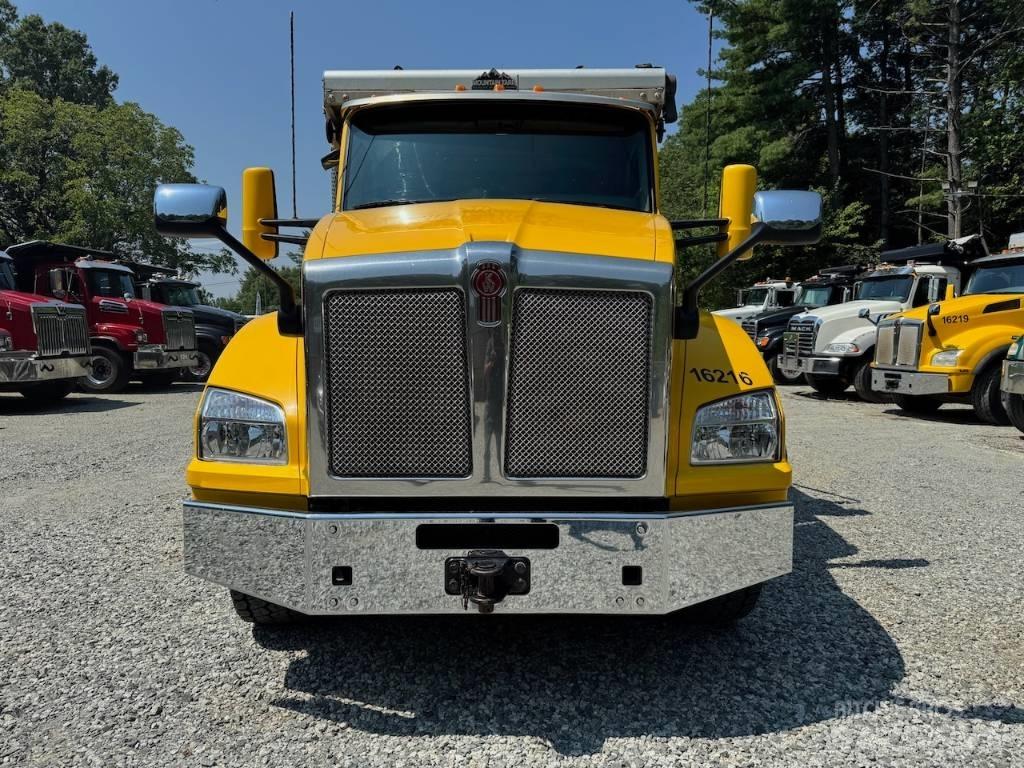 Kenworth T 880 Camiones bañeras basculantes o volquetes