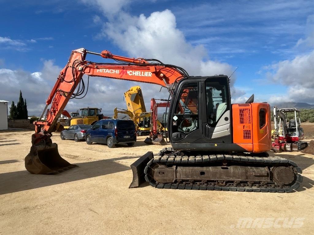Hitachi ZX 135 Excavadoras de cadenas