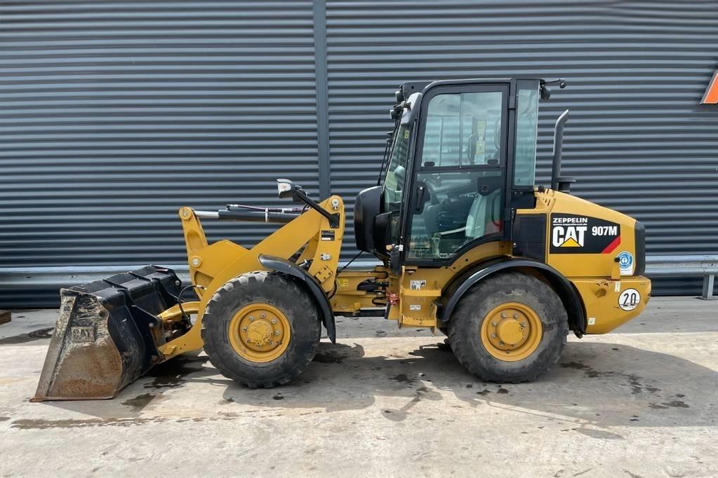 CAT 907M Cargadoras sobre ruedas