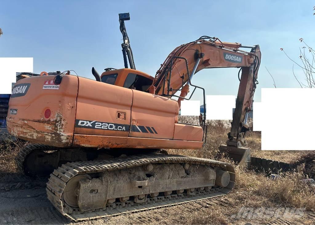 Doosan DX 220 LCA Excavadoras de cadenas