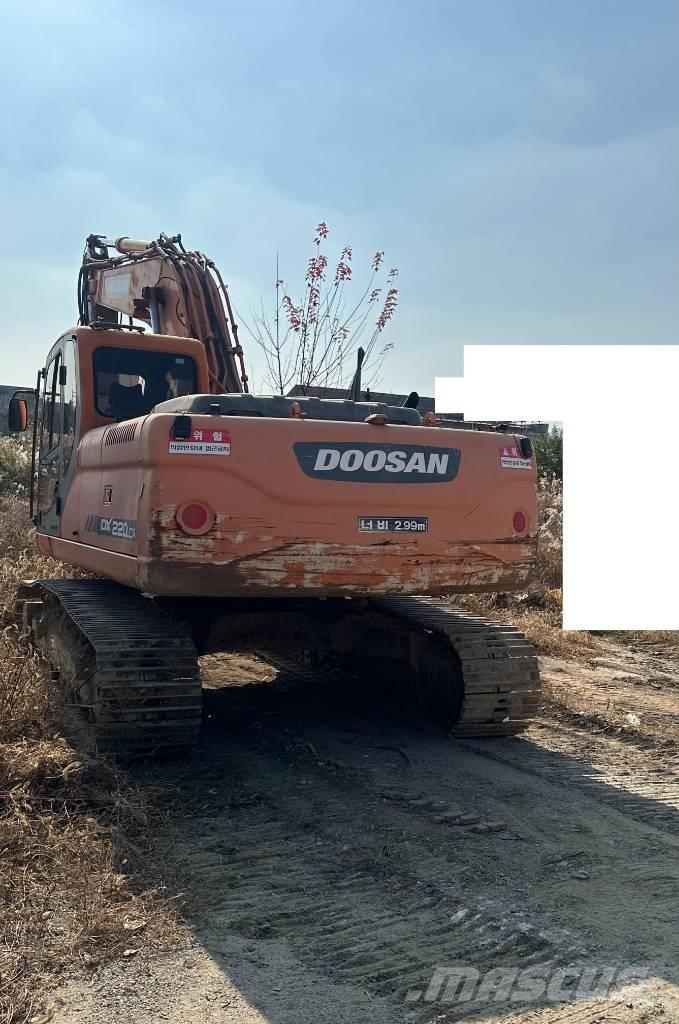 Doosan DX 220 LCA Excavadoras de cadenas