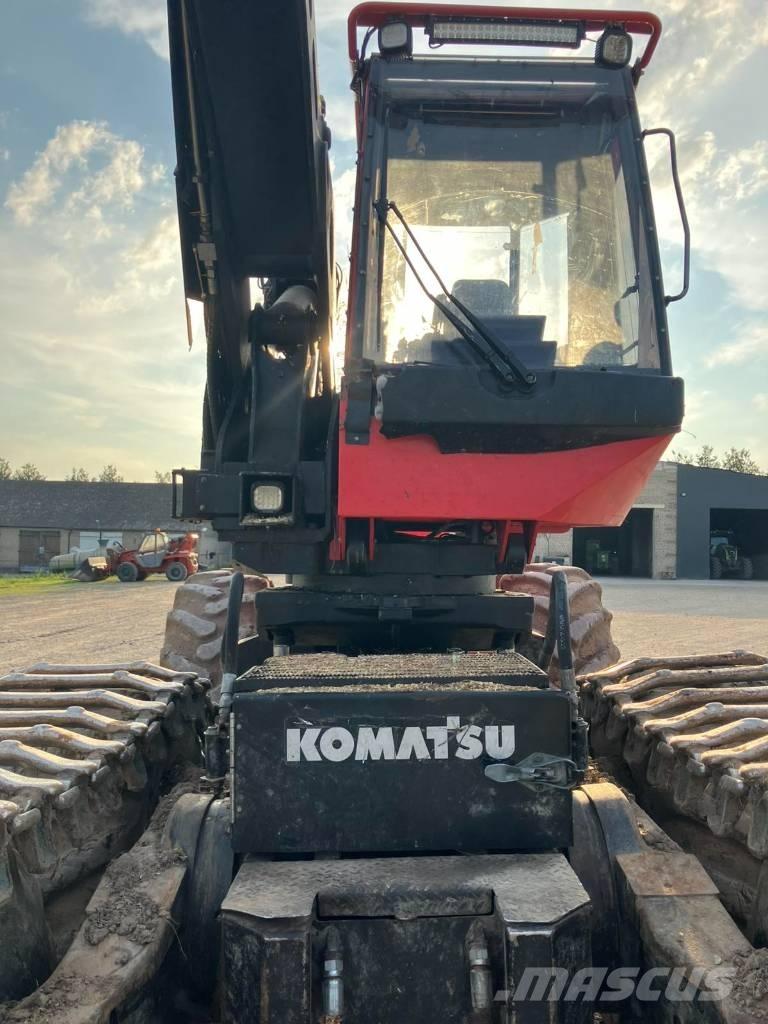 Komatsu 911.4 Cosechadoras