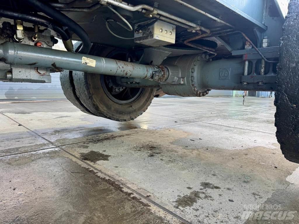 Liebherr A 924 C Excavadoras de manutención