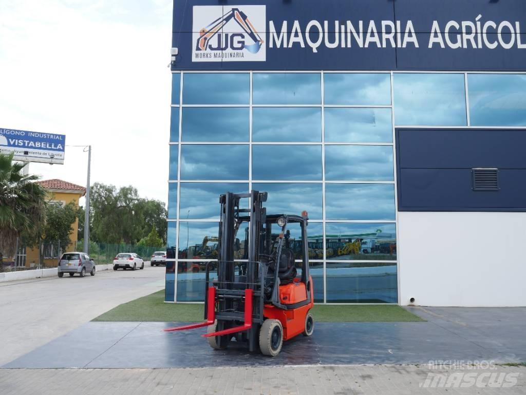 Nissan FD01 A 15 Q Carretillas diesel