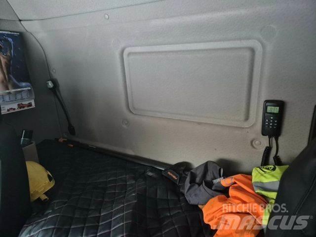 Scania R 560 Camiones polibrazo