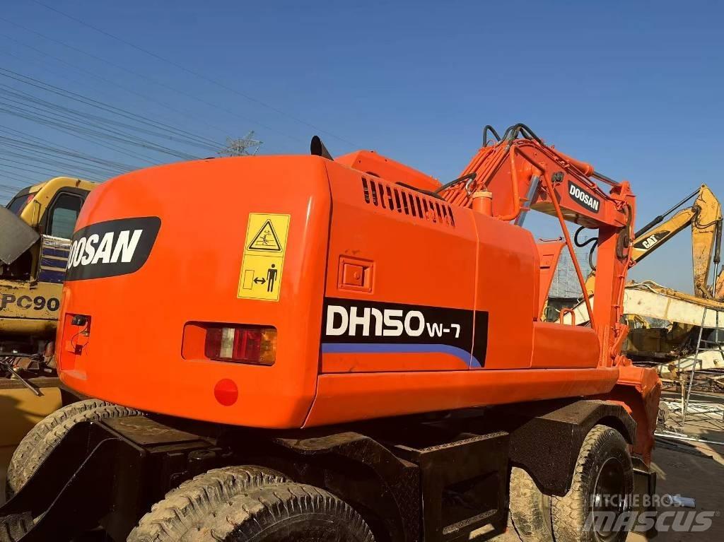 Doosan 150 W-7 Excavadoras de ruedas