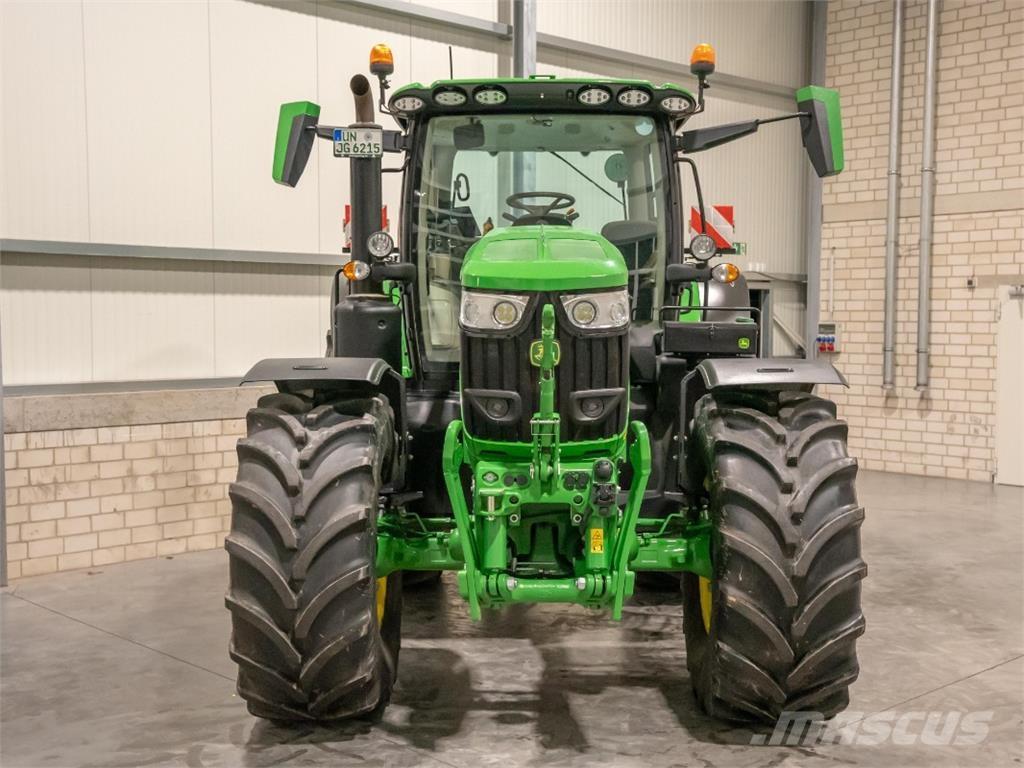 John Deere 6R215 Tractores
