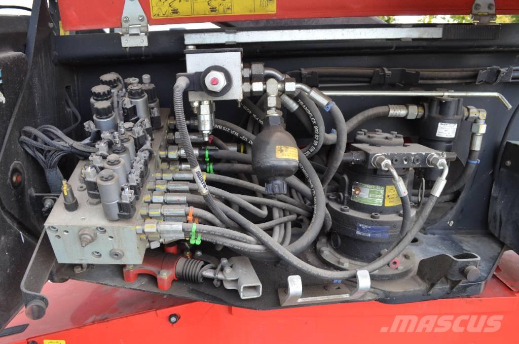 Manitou ManGo 12 Plataforma de trabajo articulada