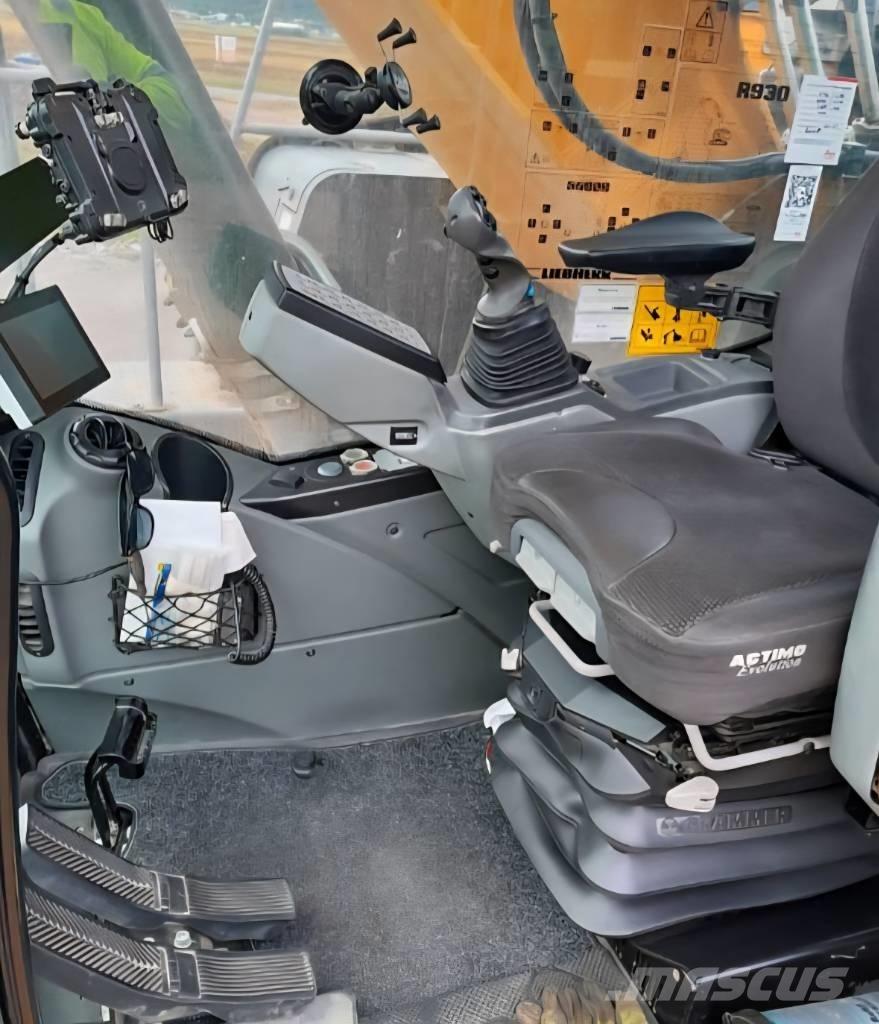 Liebherr R 930 G8 Excavadoras de cadenas