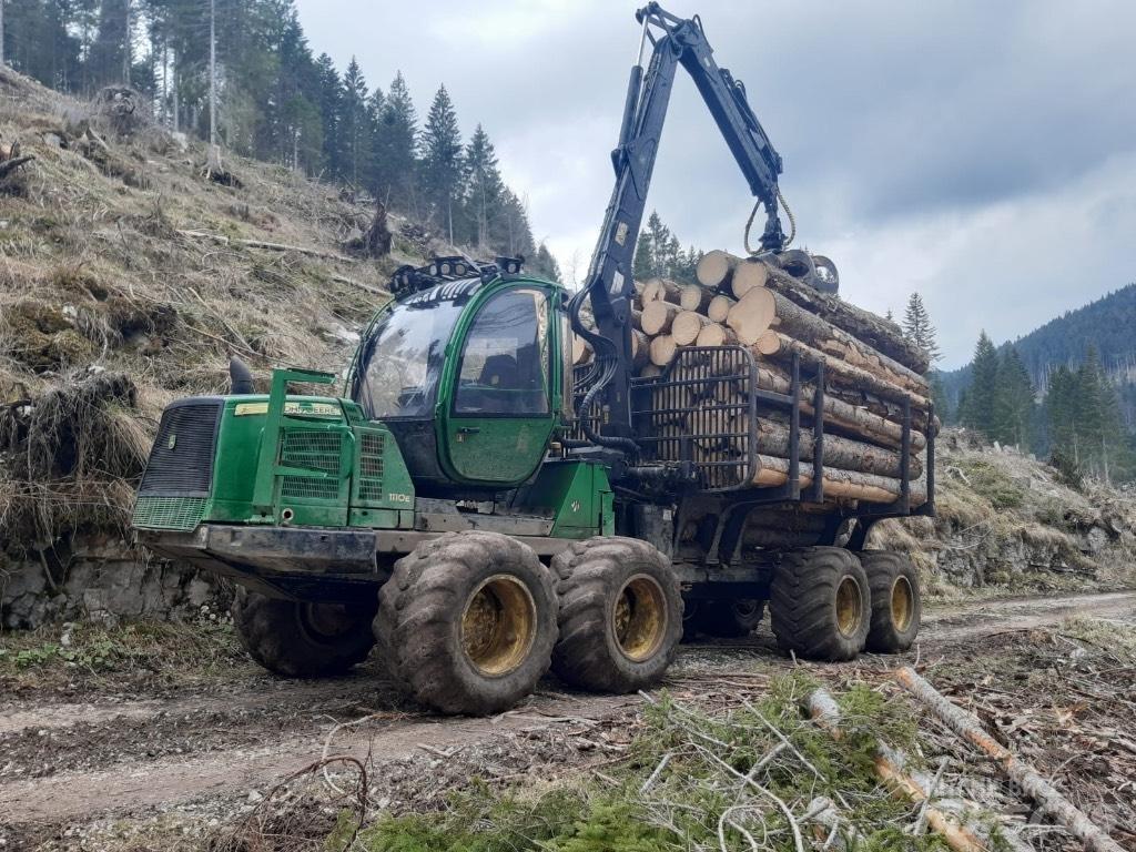 John Deere 1110 E Autocargadoras