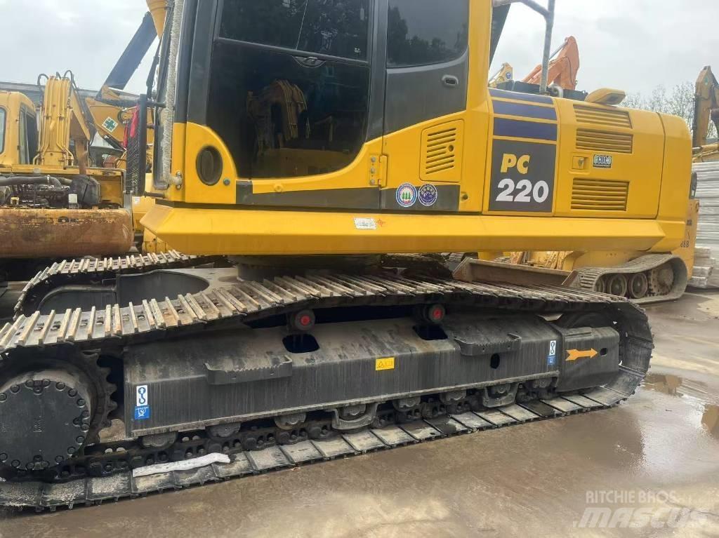 Komatsu PC 220-8 Excavadoras de cadenas