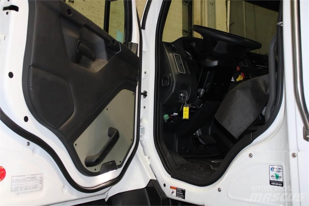 BIK HL 58T Camiones grúa