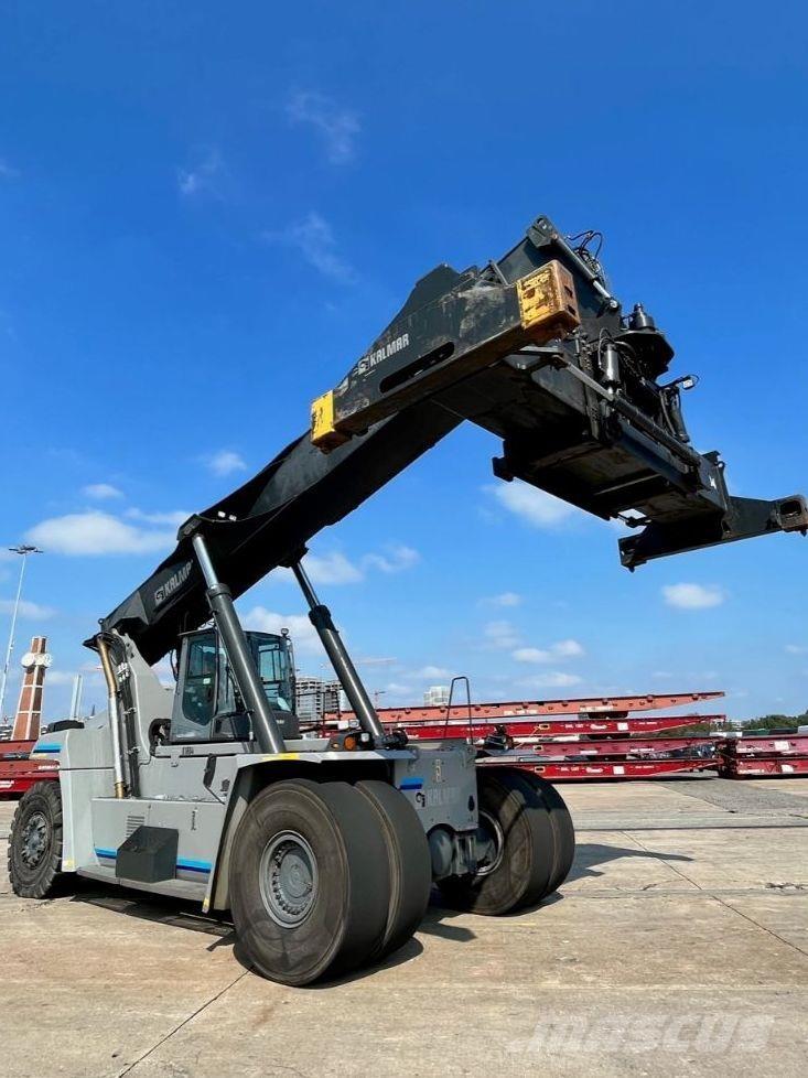Kalmar DRG450-60S5 Manipulador de contenedores