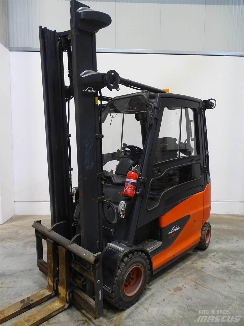 Linde E30 Carretillas de horquilla eléctrica