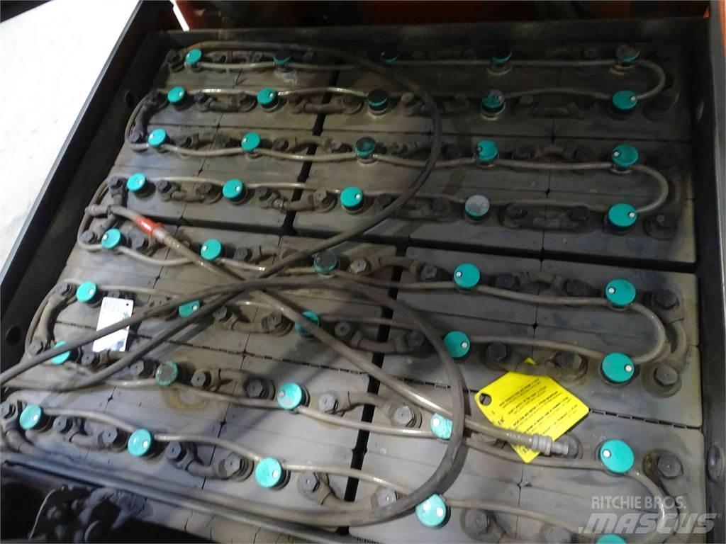 Linde E30 Carretillas de horquilla eléctrica