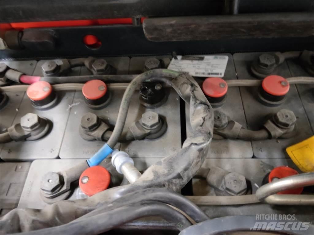 Linde V08-02 Recogepedidos de baja altura