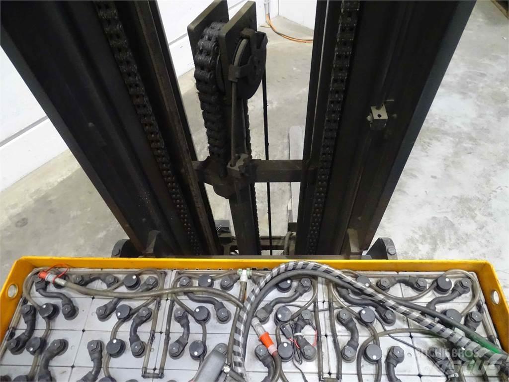 Still FM-X14 Carretillas retráctiles