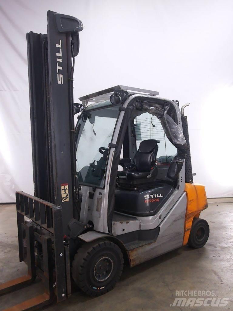 Still RX70-30T Carretillas LPG