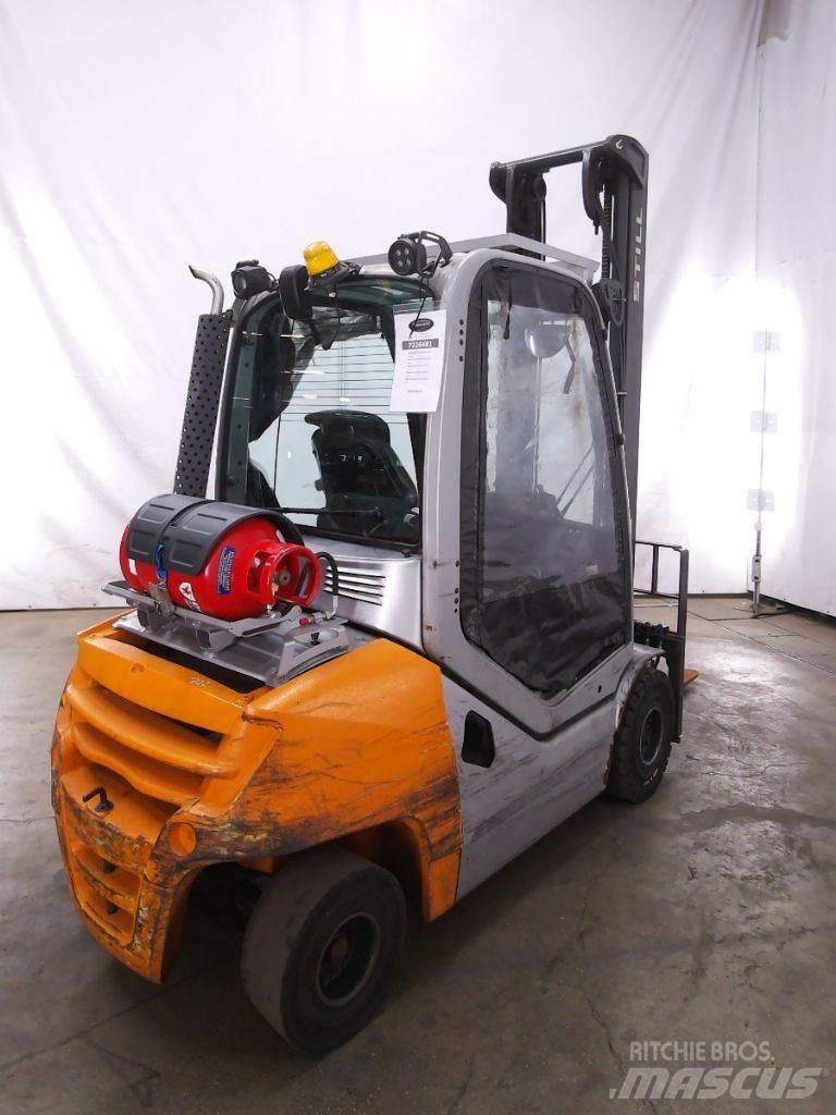 Still RX70-30T Carretillas LPG