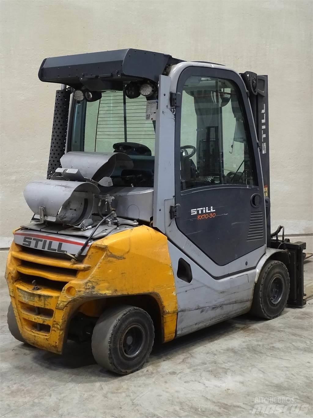 Still RX70-30T Carretillas LPG