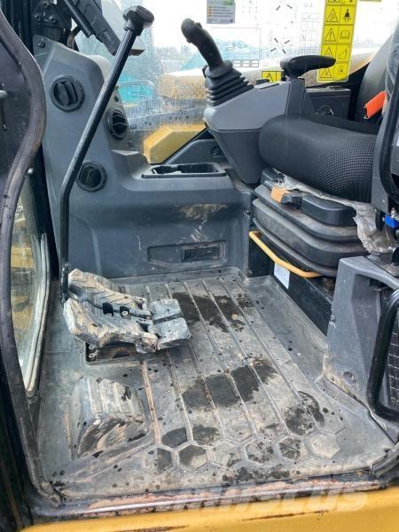 CAT 306 CR Mini excavadoras < 7t